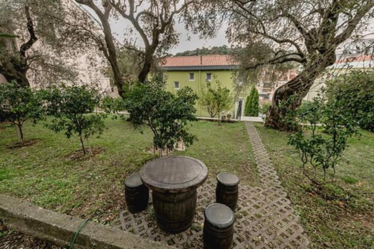 Olive Garden Apartment Petrovac na moru Exterior foto